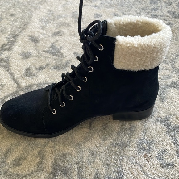 Woman’s Sole Society Lace-up Boots - Picture 7 of 9